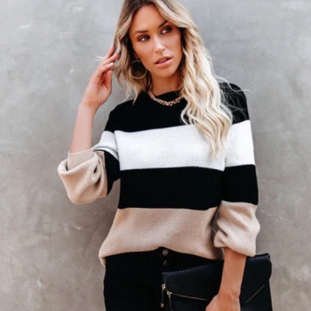 NWOT - Vici Collection Knit Colorblock Sweater - Size Small